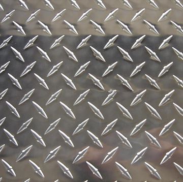 供应各种规格铝板 五条筋花纹铝板 指针型花纹铝板